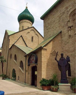 La_Chiesa_Russa_Ortodossa_di_Bari.jpg