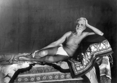 bhagavan_sri_ramana_maharshi_12.jpg